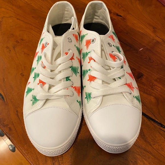 Holiday Shoes🎄 - Picture 2 of 4